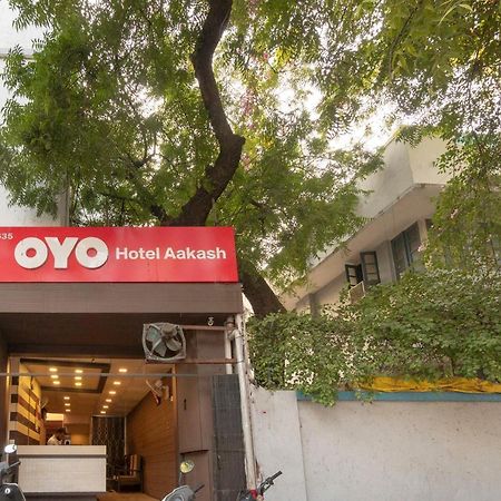 Hotel Oyo 13535 Aakash Ahmedabad Exterior foto