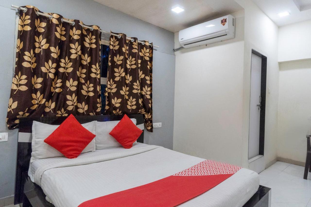 Hotel Oyo 13535 Aakash Ahmedabad Exterior foto