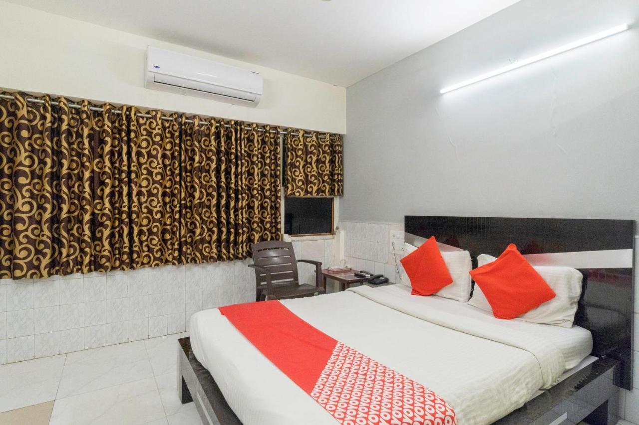 Hotel Oyo 13535 Aakash Ahmedabad Exterior foto